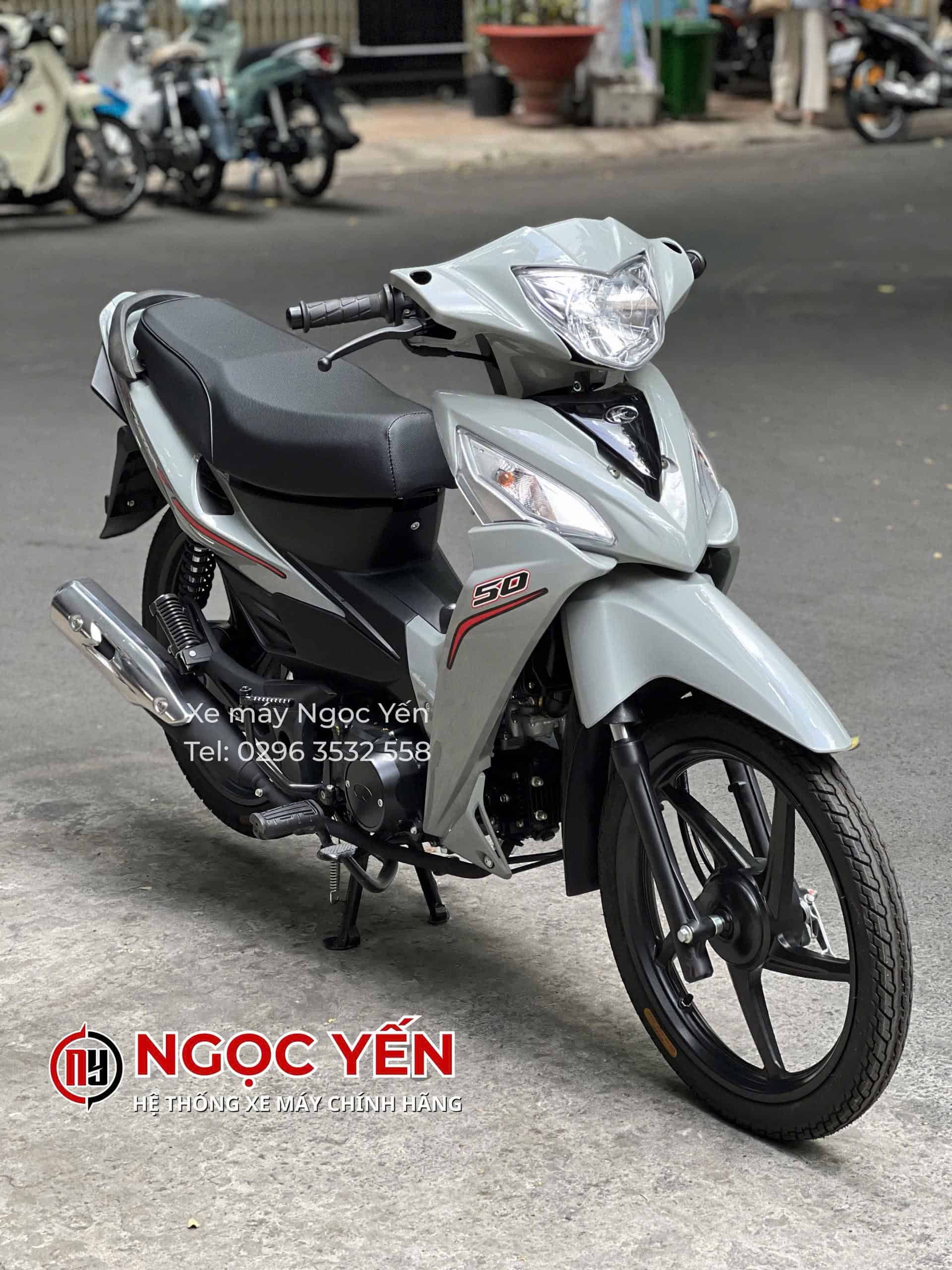 Xe máy Ngọc Yến, xe số màu xám, thiết kế hiện đại, phù hợp di chuyển hàng ng.