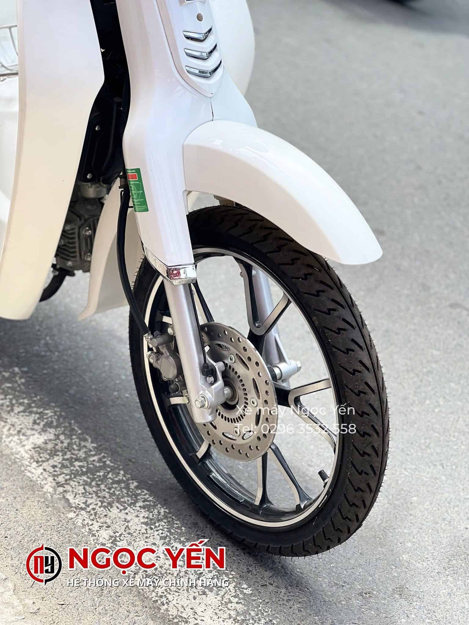 Chi tiết bánh trước xe máy 50cc Detech Espero Classic VVIP II.