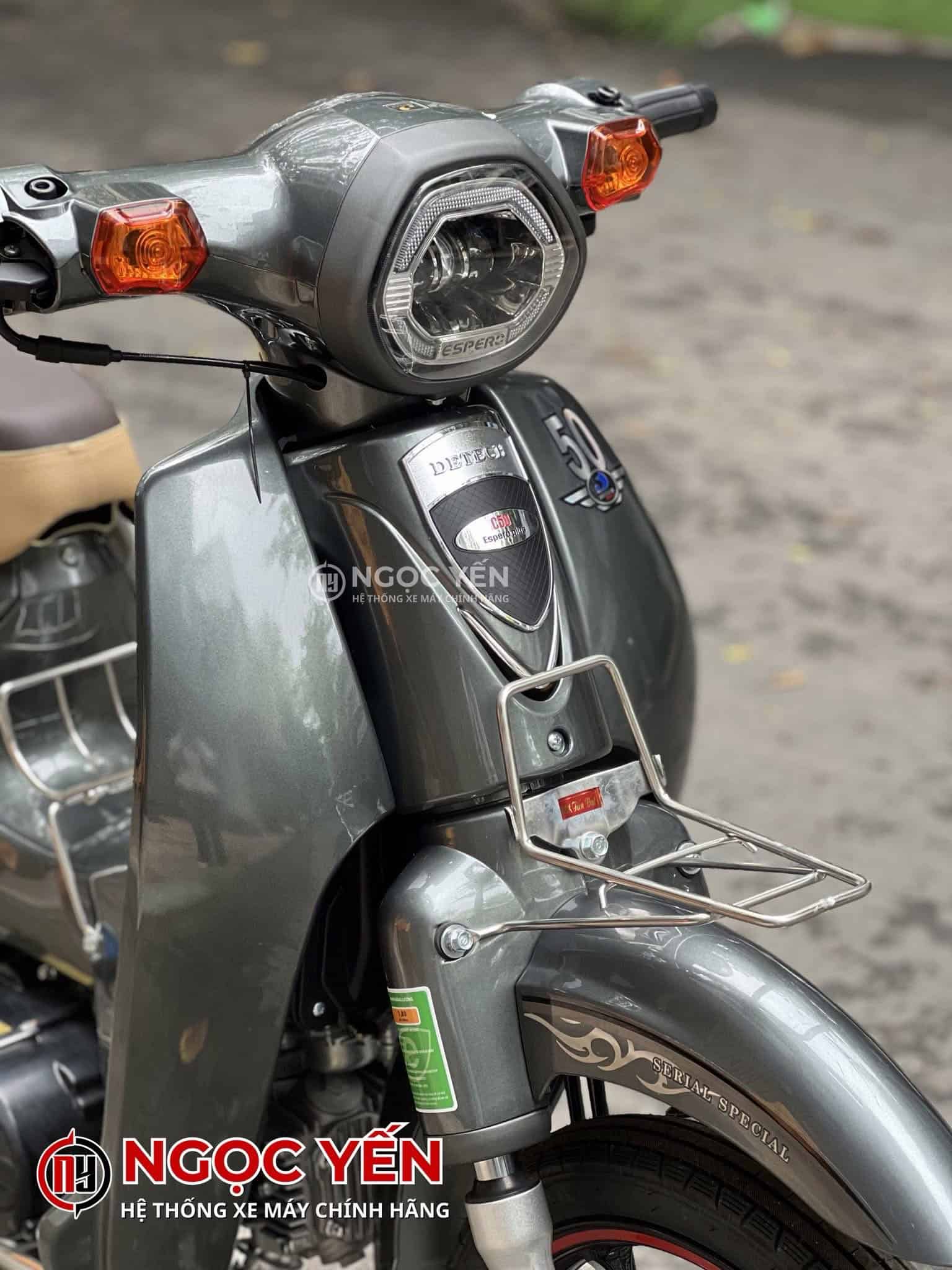 Xe máy 50cc Detech Espero Cub Kim Cương, mẫu xe nhỏ gọn phù hợp di chuyển hàng ngày.