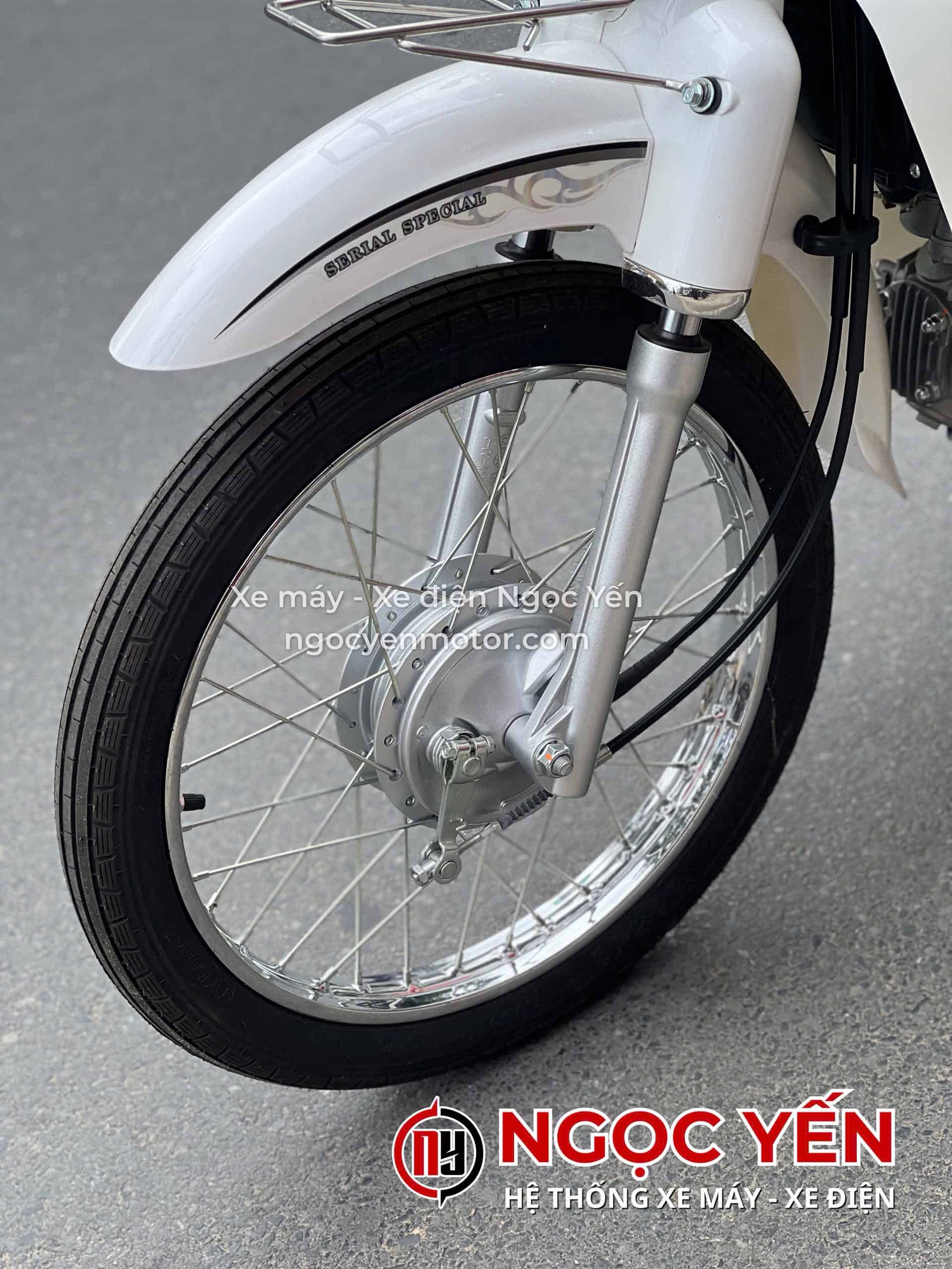 Bánh trước của xe máy 50cc Detech Espero Cub Kim Cương.