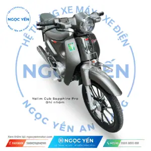 Xe máy 50cc Yalim Cub Sapphire Pro màu bạc, thiết kế nhỏ gọn phù hợp di chuyển hàng ngày.
