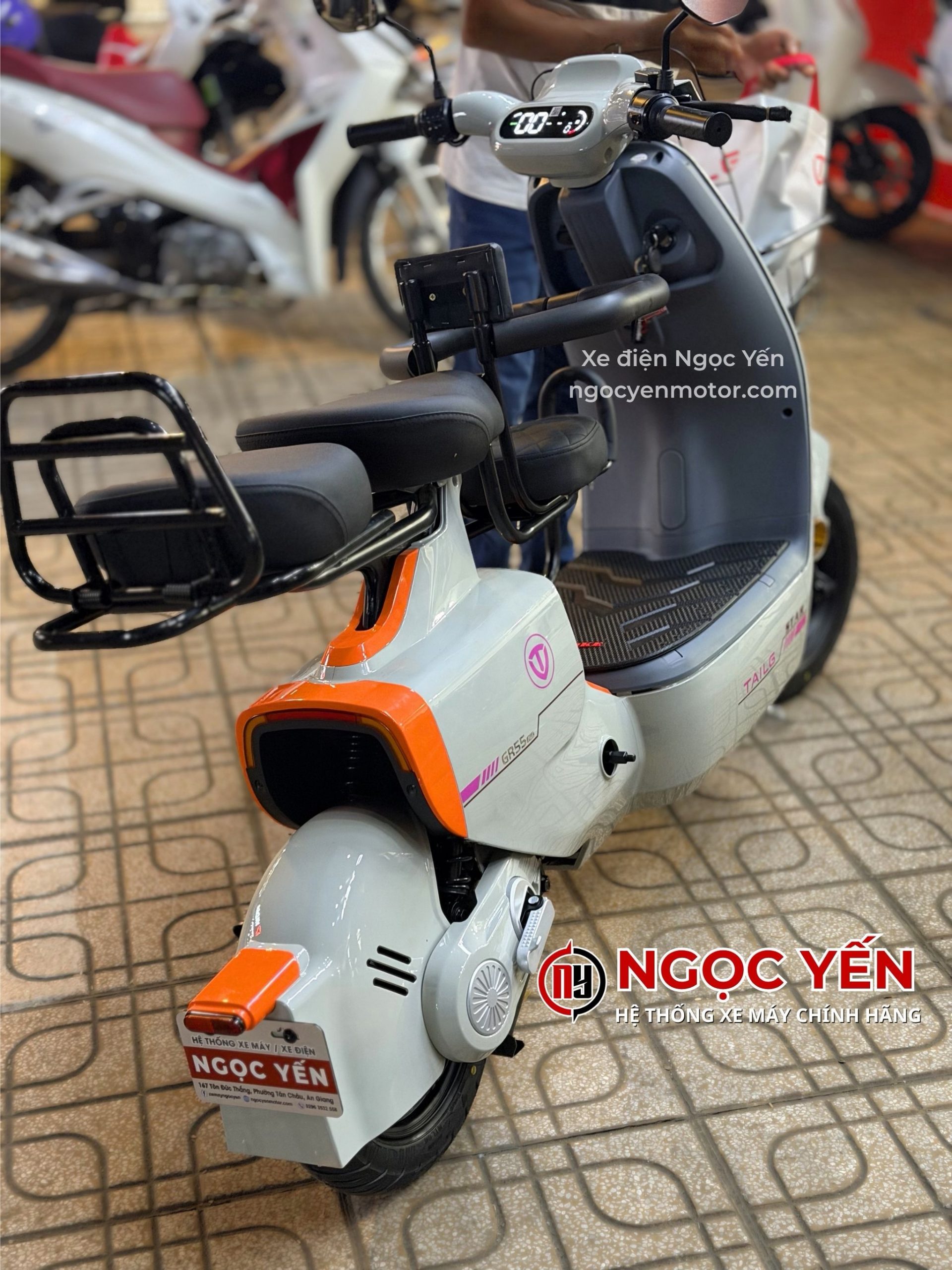 Xe đạp điện TAILG GR55 PLUS 5 bình, mẫu xe mới 2026, thiết kế hiện đại, phù hợp di chuyển trong thàn.