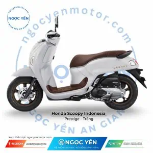 Xe máy Honda Scoopy màu trắng, thiết kế trẻ trung, phù hợp phong cách hiện đại.