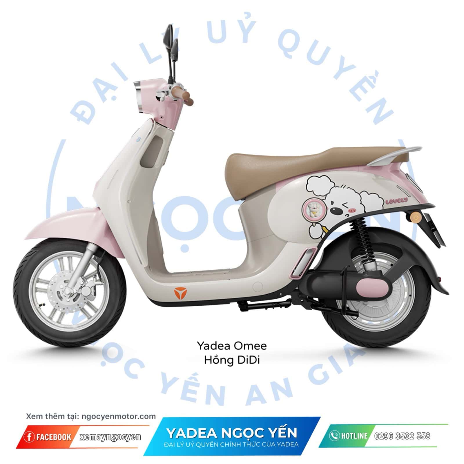 Xe máy điện màu hồng dành cho trẻ em với hình chú gấu dễ thương.
